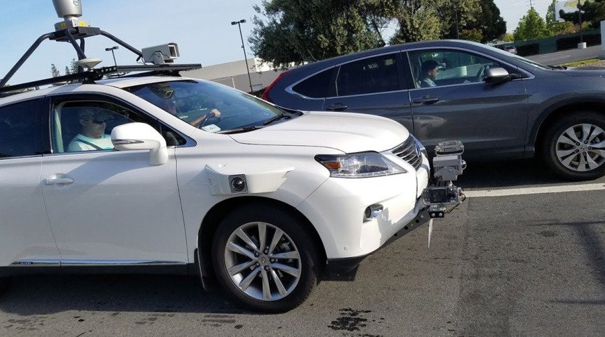 Apple's pause in self-driving car testing raises questions about its future in autonomous vehicles