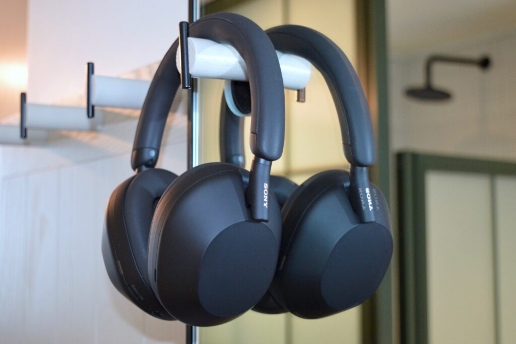 Sony WH-1000XM5 headphones deliver premium audio experience