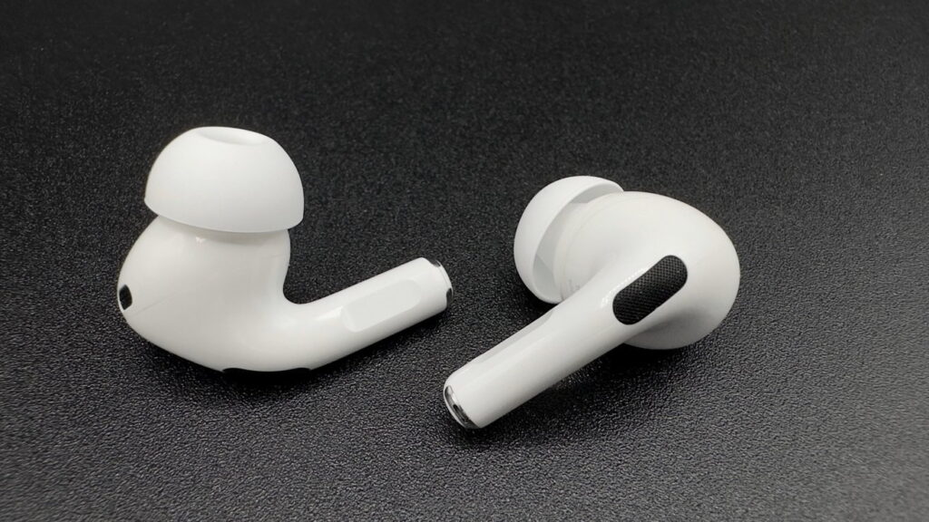 AirPods beta firmware enhances audio quality and noise cancellation