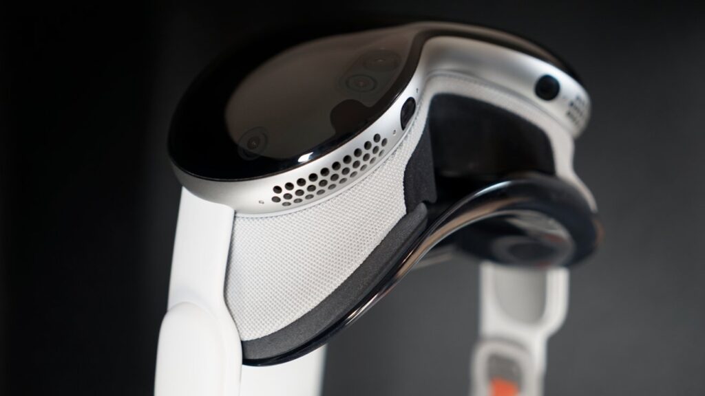 Vision Pro awaits native app breakthroughs