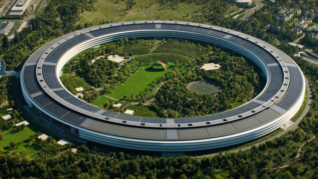 Apple's resilience in a challenging economic climate