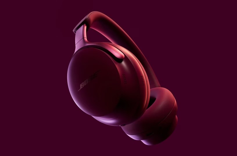 Bose lowers price on QuietComfort Ultra headphones