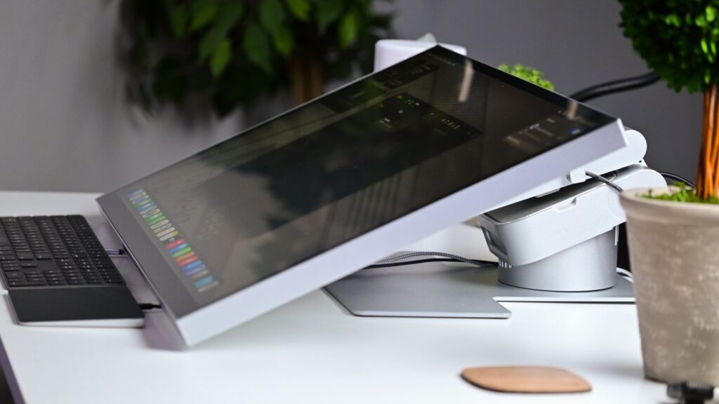 Touchscreen integration redefines Mac interaction