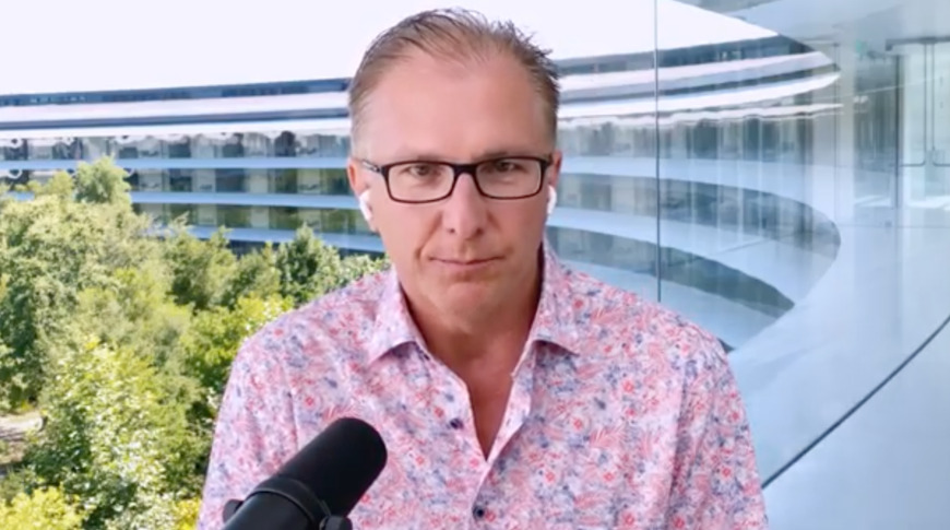 Navigating regulatory challenges for Siri AI in the EU
