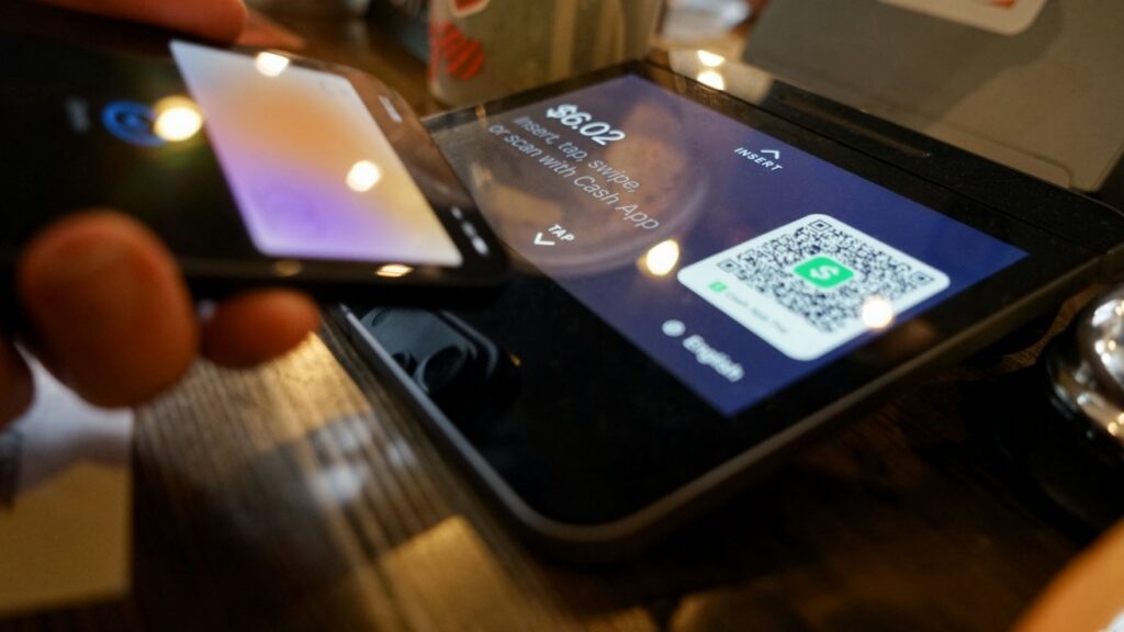 Banks challenge Apple over alleged payment system monopolization